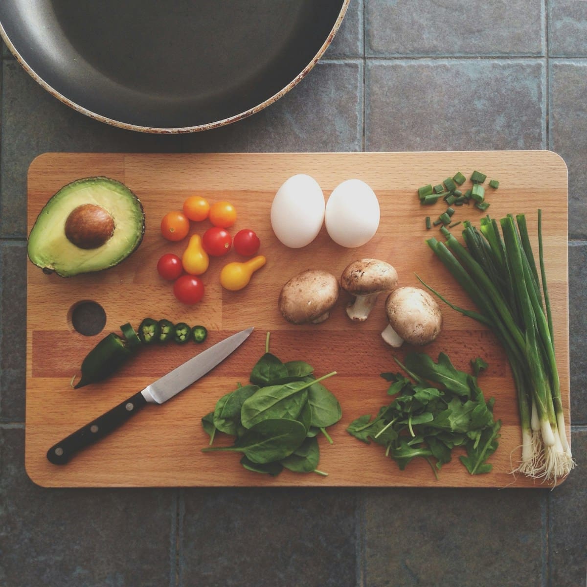 avocado, tomatoes, eggs, mushrooms, spring onions, and leaves are all whole foods that can help you create the conditions necessary for increased fertility